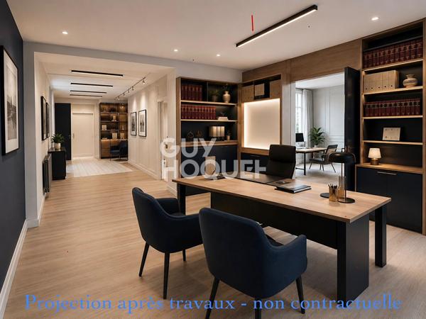 COMPIÈGNE HYPERCENTRE - DEMEURE DE MAÎTRE - BIEN D'EXCEPTION À RÉNOVER