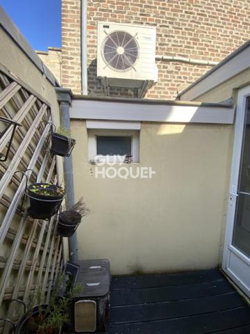 SAINT PIERRE - MAISON EN BON ÉTAT D'ENVIRON  35M² AVEC UNE COURETTE