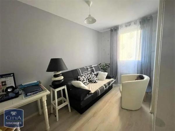 Appartement à louer 3 pièces 60.14m² Montluçon (03100)