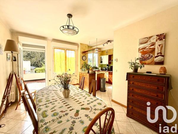 Maison à vendre 8 pièces 165 m² Chartres-de-Bretagne