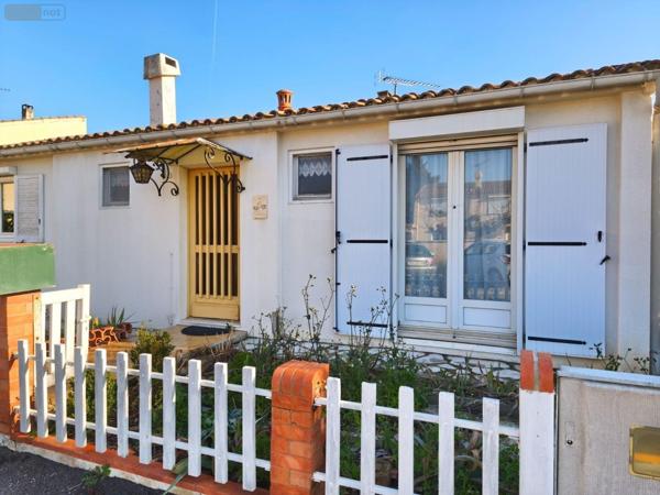 Maison à restaurer à vendre à Saint-Martin-de-Crau dans les Bouches-du-Rhône (13310), ref : 075/188 PLANTON
