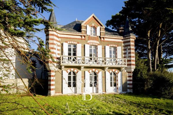 Pornichet, Maison 9 Chambres -  215 m² à vendre