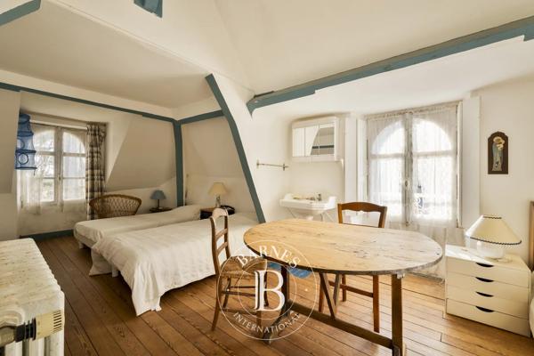 Pornichet, Maison 9 Chambres -  215 m² à vendre