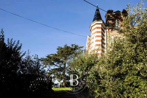 Pornichet, Maison 9 Chambres -  215 m² à vendre