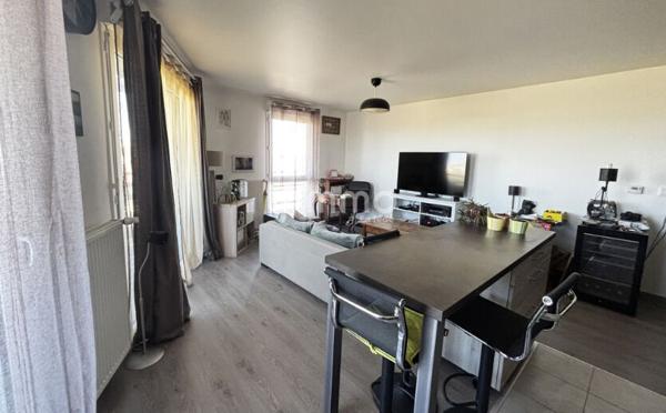 Appartement 3 pièces et 2 chambre avec balcon et vue sur la cathédrale