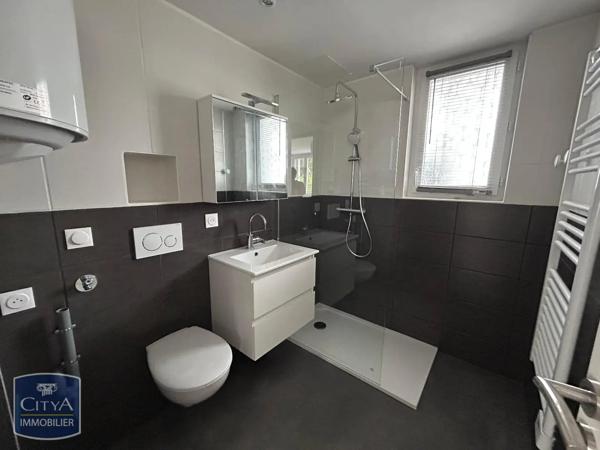 Appartement à louer 3 pièces 54.41m² Tulle (19000)