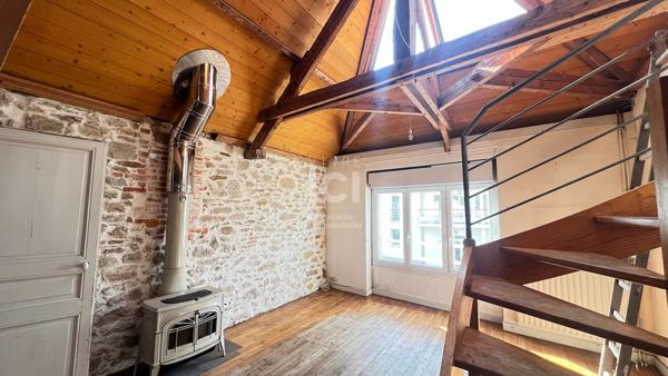 Local Commercial Et Appartement Type 5