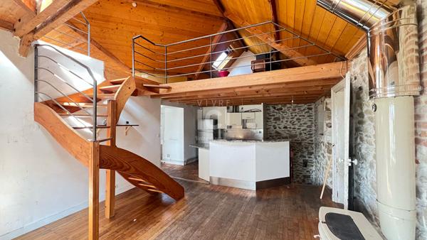 Local Commercial Et Appartement Type 5