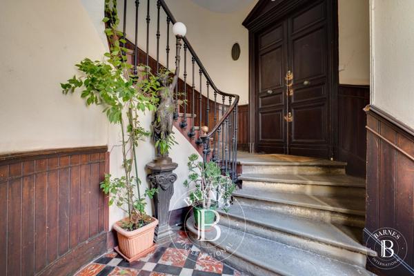 Toulouse, Appartement 7 Chambres -  199 m² à vendre