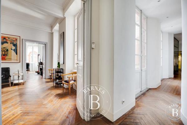 Toulouse, Appartement 7 Chambres -  199 m² à vendre