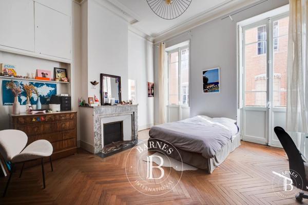 Toulouse, Appartement 7 Chambres -  199 m² à vendre