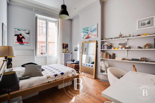 Toulouse, Appartement 7 Chambres -  199 m² à vendre
