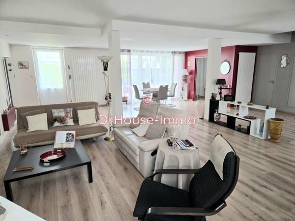 Maison à vendre 7 pièces de 261 m²