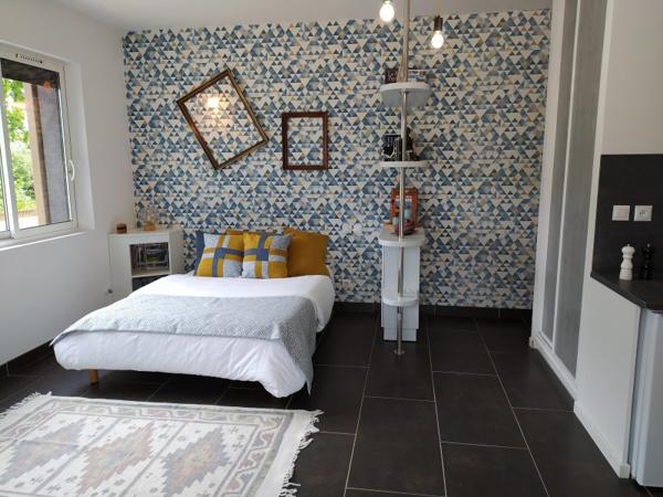 Vente / Maison d'hôte à Caussade (82300)