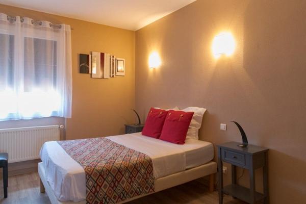 Vente / Maison d'hôte à Caussade (82300)