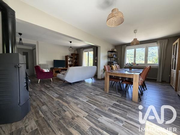 Maison à vendre 5 pièces 186 m² Vic-sur-Cère