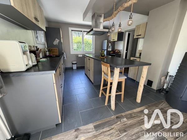 Maison à vendre 5 pièces 186 m² Vic-sur-Cère