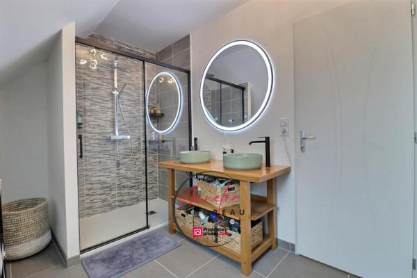 Maison  familiale récente, idéalement située