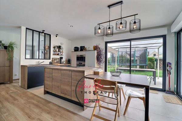 Maison  familiale récente, idéalement située