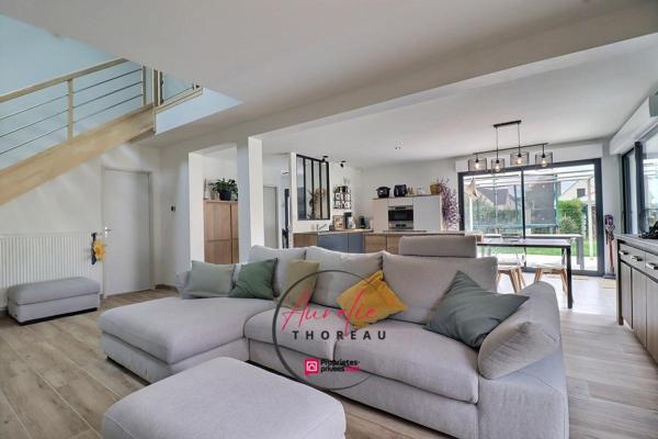 Maison  familiale récente, idéalement située