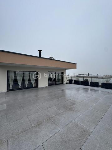 Maison contemporaine de 239 m²