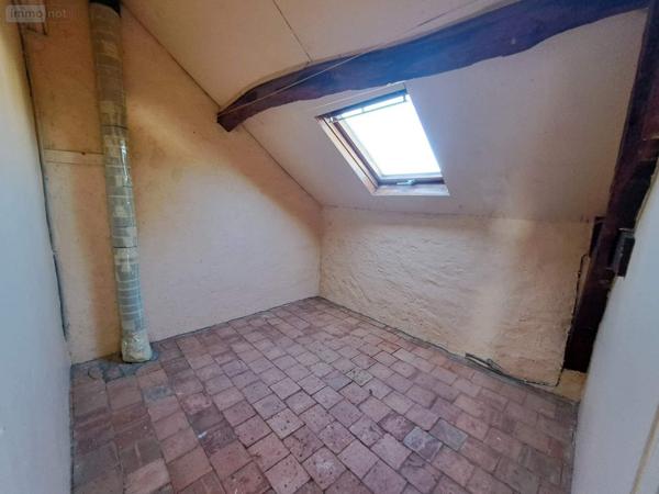 Maison à vendre à Château-Gontier-sur-Mayenne en Mayenne (53200), ref : 076/2704-MA/MOU