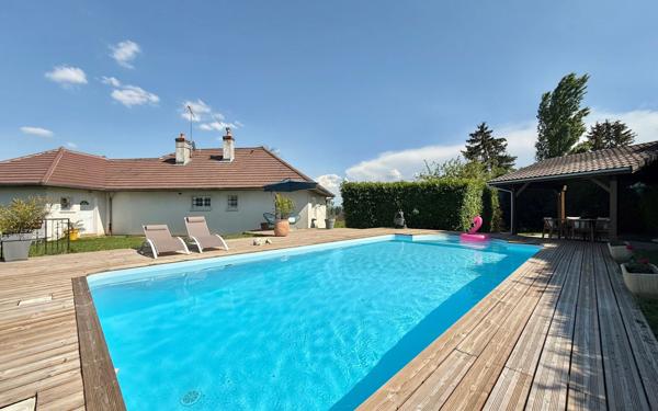 Maison à vendre    5 pièces • 161 m2 Lamarche-sur-Saône