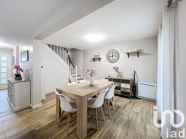 Maison à vendre 5 pièces 100 m² Saint-Fargeau-Ponthierry