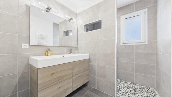 Maison T5 135m² - Plain-pied - Chauffage au sol