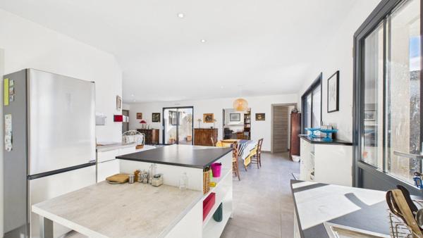 Maison T5 135m² - Plain-pied - Chauffage au sol