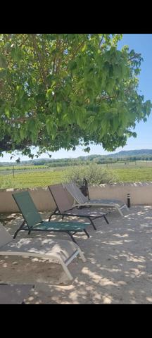 Relais de chasse de François 1er de 430 m² entièrement restauré en 2019 avec goût et des matériaux de qualité à l'abri des regards