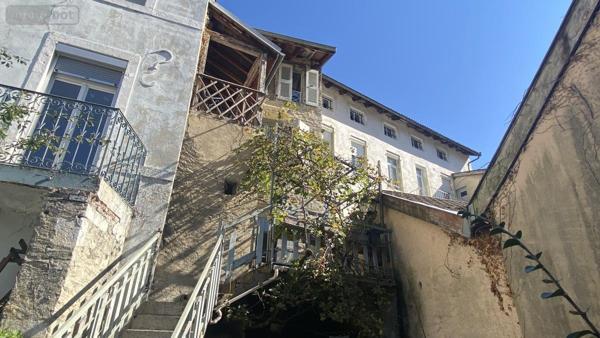 Immeuble à vendre à Nantua dans l'Ain (01130), ref : 01048-234