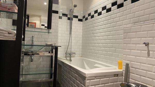 Immeuble à vendre à Nantua dans l'Ain (01130), ref : 01048-234