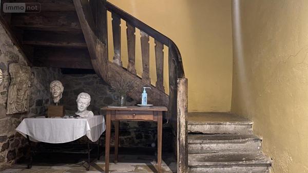 Immeuble à vendre à Nantua dans l'Ain (01130), ref : 01048-234