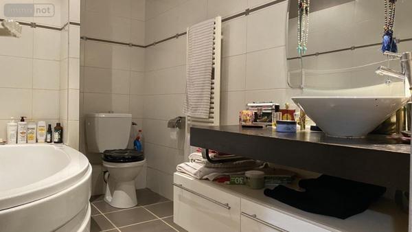 Immeuble à vendre à Nantua dans l'Ain (01130), ref : 01048-234