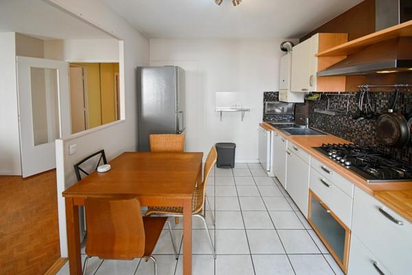 Appartement à louer    4 pièces • 78,41 m2 Lyon 8