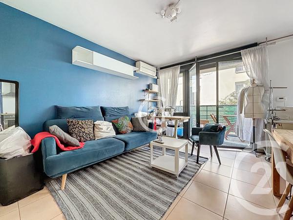 Appartement F2 à vendre  2 pièces - 40 m2 MONTREUIL - 93