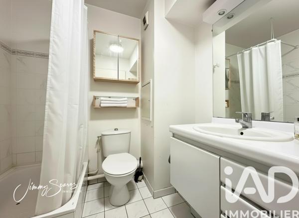 Studio à vendre 23 m² Courbevoie