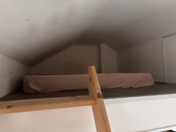 T1 EN MEZZANINE 440€ ROUBAIX CENTRE VILLE