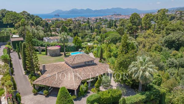 Cannes Basse Californie villa de caractère