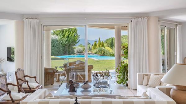 Cannes Basse Californie villa de caractère