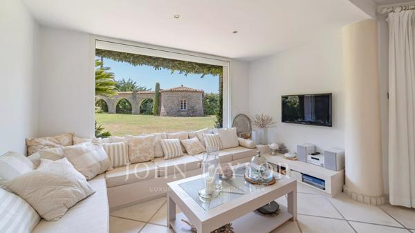 Cannes Basse Californie villa de caractère