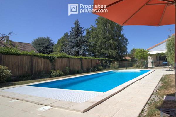 Maison La Seguiniere 8 pièce(s) 146 m2