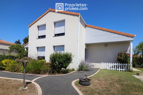 Maison La Seguiniere 8 pièce(s) 146 m2