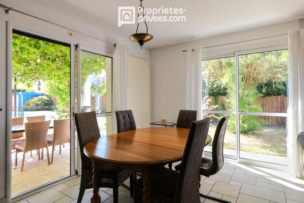 Maison La Seguiniere 8 pièce(s) 146 m2