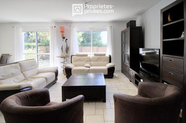 Maison La Seguiniere 8 pièce(s) 146 m2