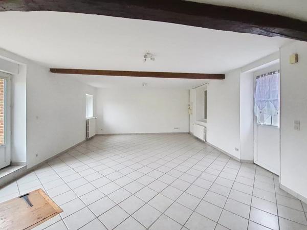 Vente                                                      Maison de village
                        
                     5 pièces                      122 m2                     à Toulis-Et-Attencourt