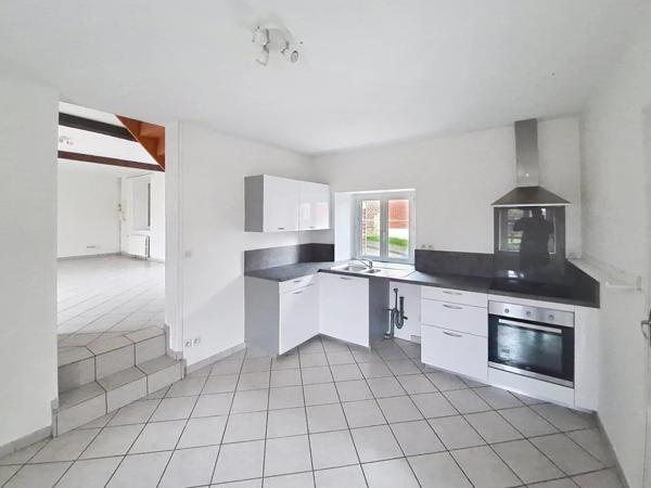 Vente                                                      Maison de village
                        
                     5 pièces                      122 m2                     à Toulis-Et-Attencourt
