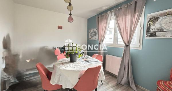 À vendre Appartement 4 pièces 90 m² - Rochefort 17300