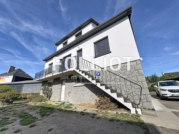 Maison de 8 pièces avec 6 chambres à vendre à Granville
